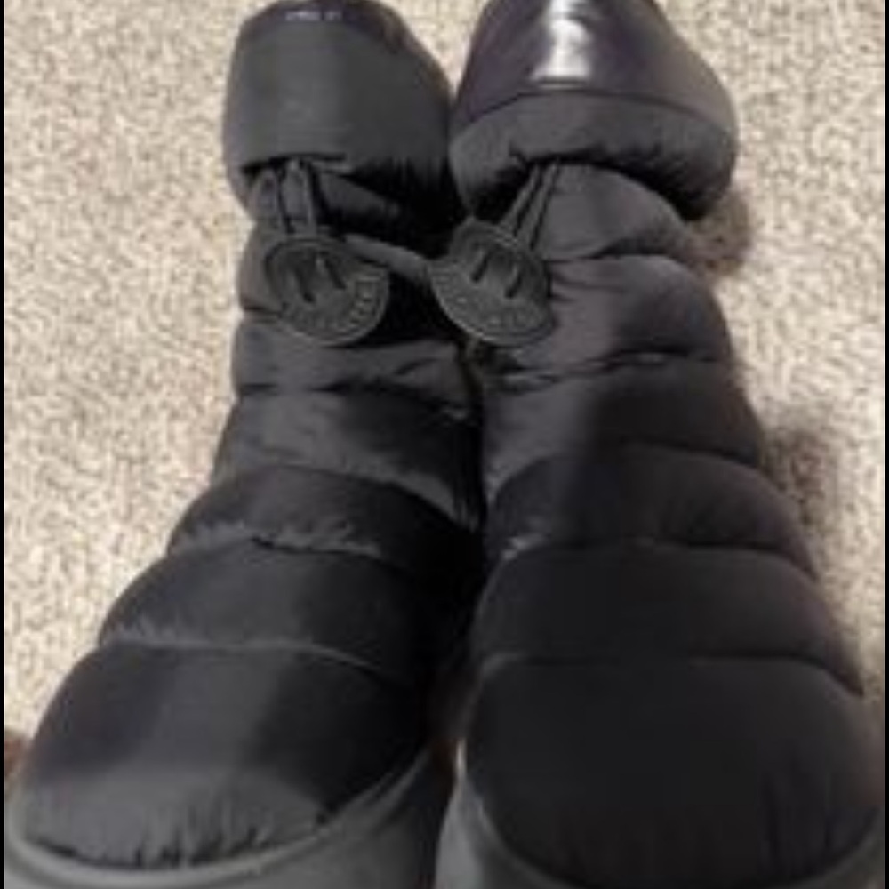 Moncler boots